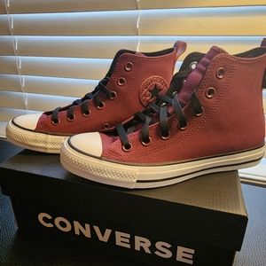 BRAND NEW NEVER WORN CONVERSE TECTUFF BEETROOT 70s HIGHTOP